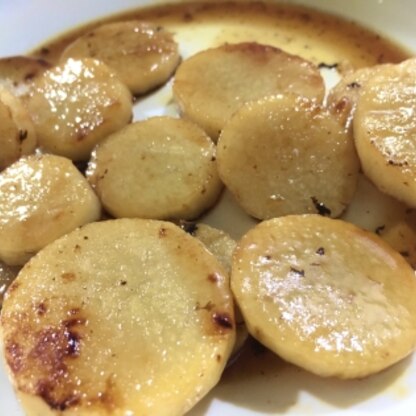 めんつゆだけでまさか〜と思いましたが、食べたら驚くほど美味しかったです！
山芋を買ったら毎回これを作って食べたいです。簡単素敵なレシピをありがとうございます♪